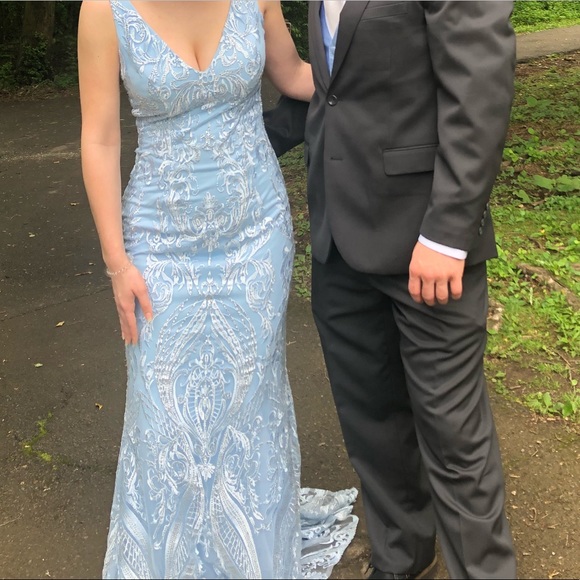 Prom Dress - Picture 1 of 2